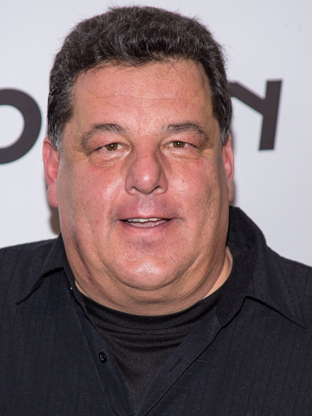 Steve Schirripa